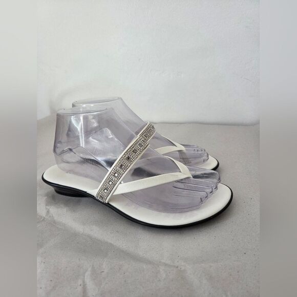 Toscanella White Gemstone Thong Sandals Rhinestone Italian Vacation Beach 7.5 - Picture 4 of 7